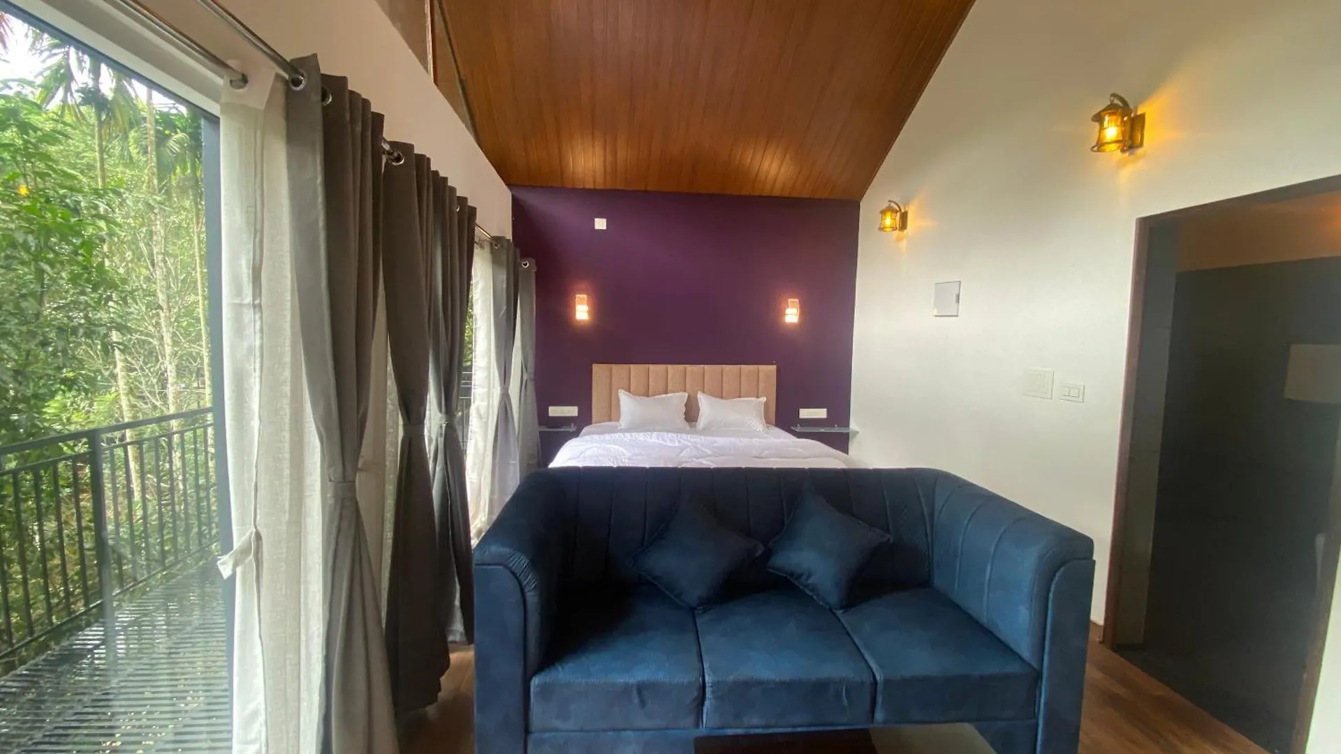 Sr Villa - Serenity By Riverside Meppādi インド